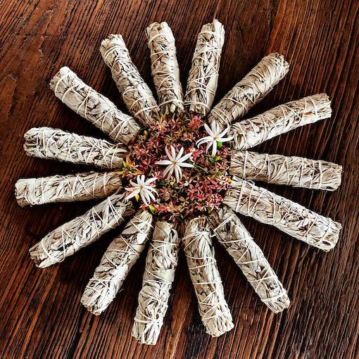 Small White Sage Smudge (12 - 14cm)- Tool Rolled - 25 Pack